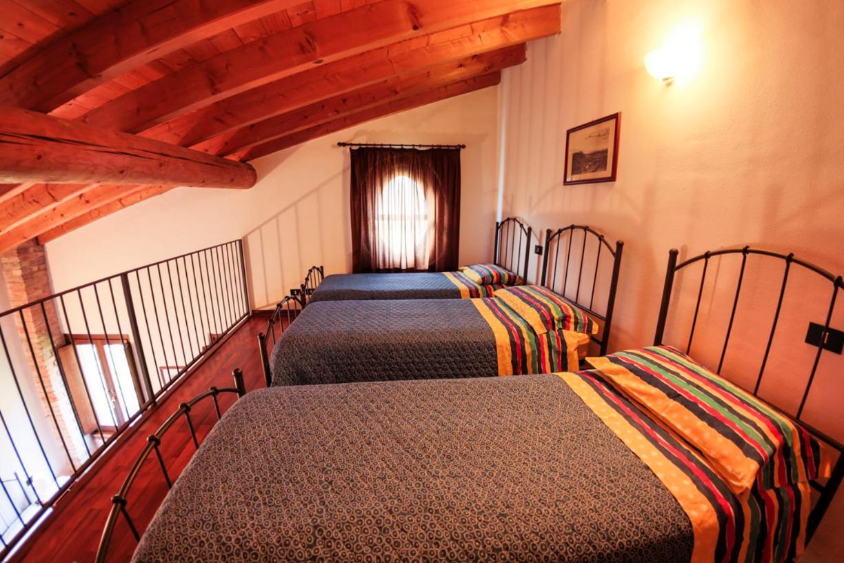 Agriturismo Case In Collina Волта Мантована Екстериор снимка